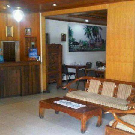 Ambun Suri Hotel Bukittinggi Extérieur photo