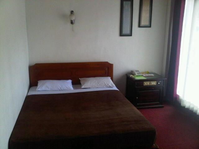Ambun Suri Hotel Bukittinggi Chambre photo