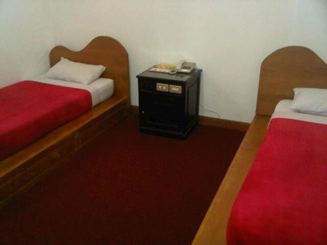 Ambun Suri Hotel Bukittinggi Chambre photo